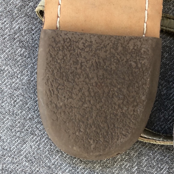 Worn once! - SAM EDELMAN ‘Gigi’ Leather camo Thong Sandals - Picture 7 of 7